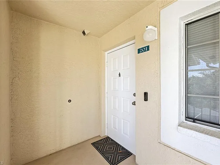 7707 Jewel Ln #201 — Photo 3