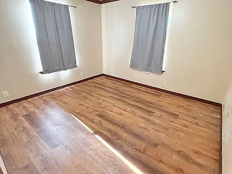 326 County Road 4228 — Photo 13