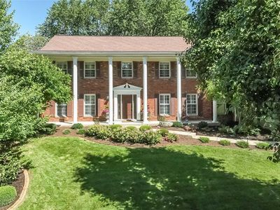 1375 Thornwick Dr, Ballwin, MO, 63011