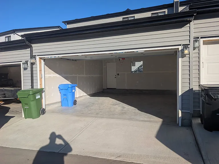 61 Silverton Glen Gate SW — Photo 22