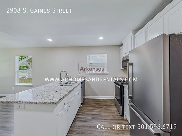 2908 S Gaines St — Photo 5