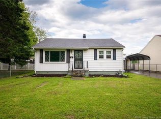 605 South St, Sellersburg, IN 47172