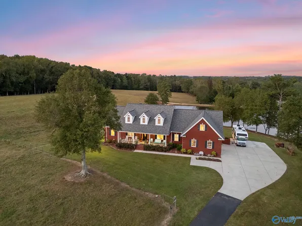 853 Ellis Rd, Boaz, AL 35957