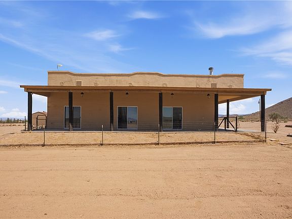 2nd image of 10563 N Garrett Drive