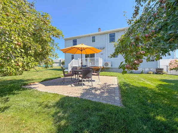 3 Parker Circle, Saco, ME 04072