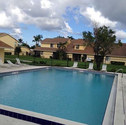 4th image of 1699 Woodbridge Lakes Cir