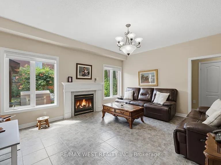 26 Magpie Cres — Photo 10