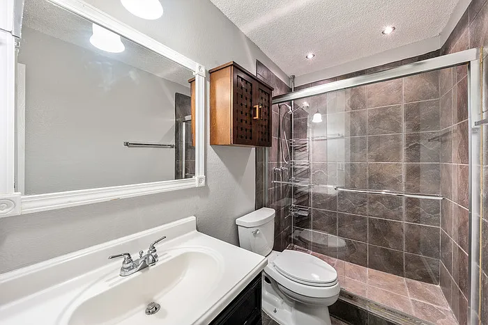 1153 Brookswood Ave — Photo 9