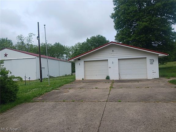2nd image of 183 Deming Rd