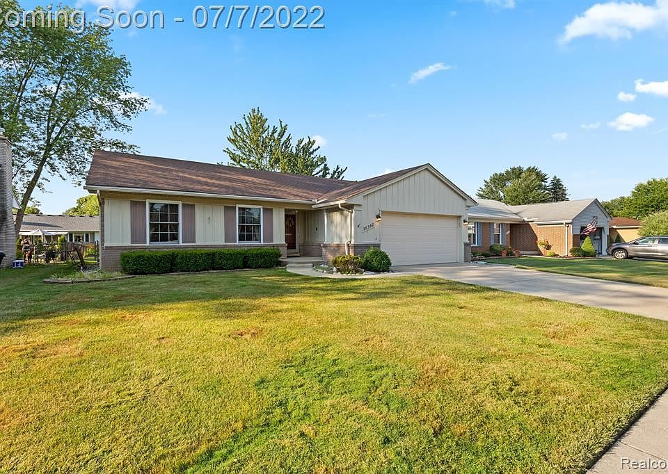 1st image of 36340 Lyndon St