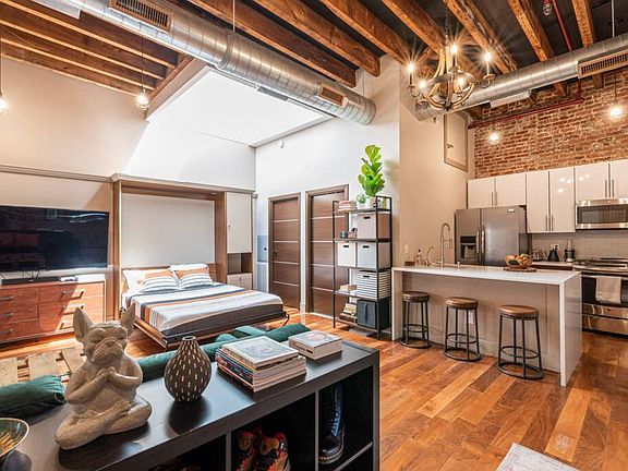 3rd image of 621 14th St Unit 3