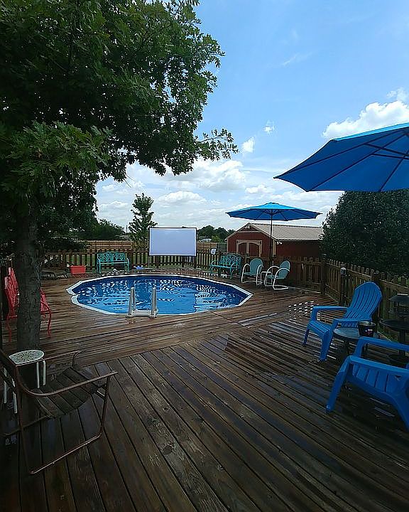1st image of 115 Shelby Cir