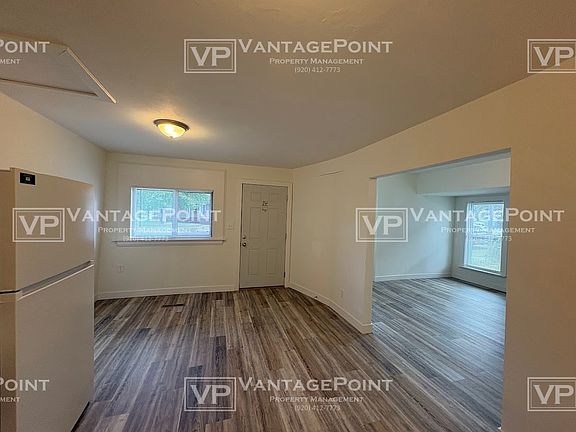 5th image of 713 Main St