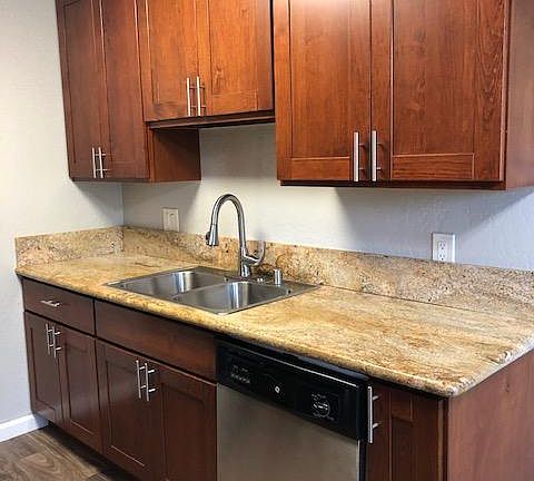 4th image of 14 Highland Ave APT 8