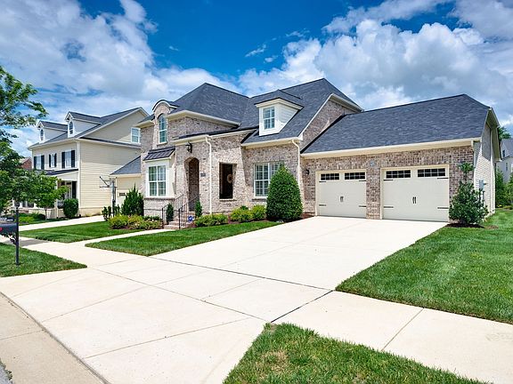 3rd image of 5019 Farmhouse Dr