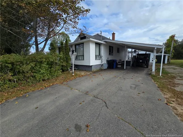 57 Gloucester Junction Rd, Bathurst, NB E2A 6H3