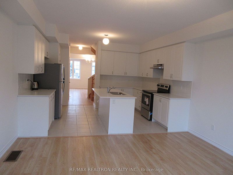 Markham Townhouse for rent - 3 Bedrooms — photo 4