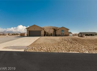 4921 Stoneham St, Pahrump, NV 89061