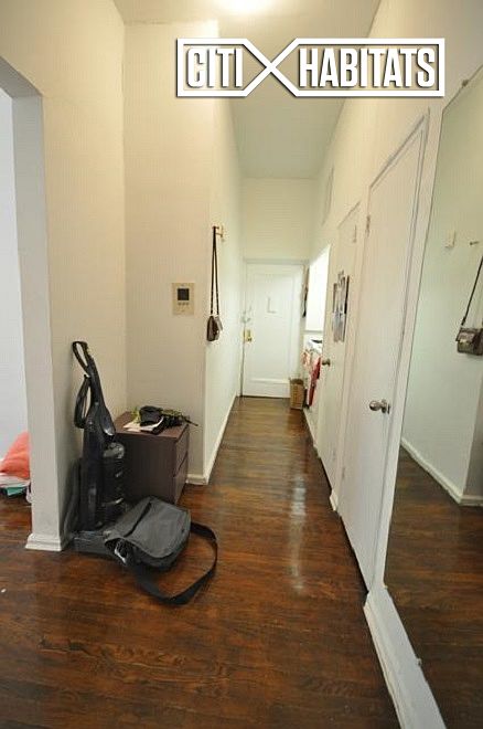 2nd image of 40 W 95th St APT 3B