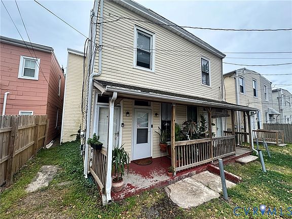 3rd image of 10 S Robinson St