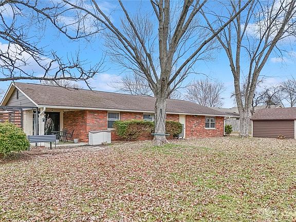 4th image of 1130 Stillcreek Dr