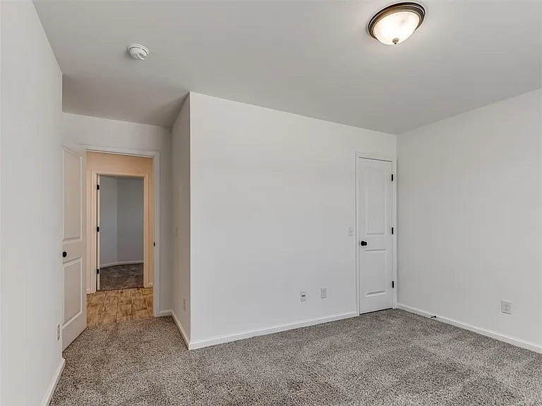 18025 Sunny Stone Ct — Photo 14