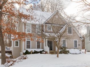 1607 Trail Ridge Ave, Portage, MI 49024