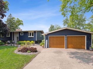 50 Lakeview Dr NW, Cokato, MN 55321