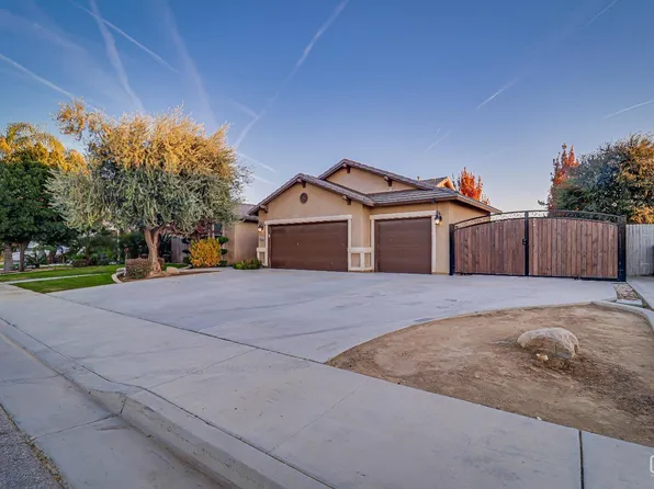 10003 Hyannis Port Dr, Bakersfield, CA 93314