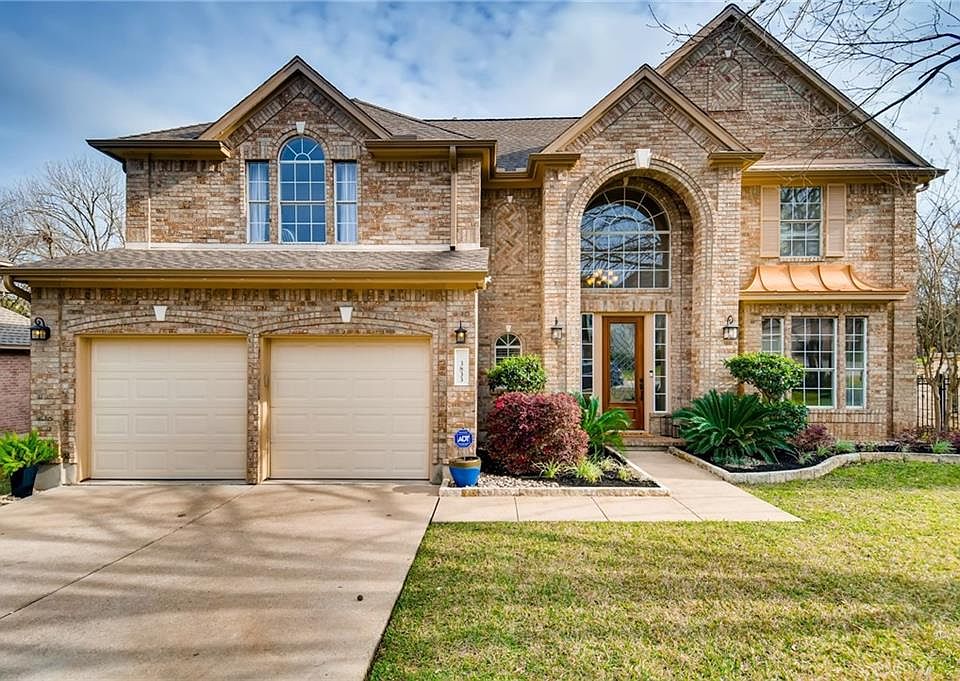 1st image of 3833 Royal Troon Dr