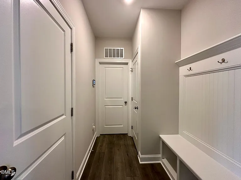 111 Cressida Woods Dr — Photo 22