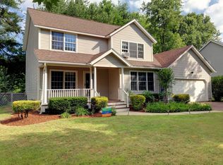 42 Grey Meadow Dr, Burlington, VT 05408