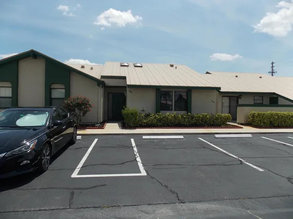 607 SW Jeanne Street, Port St Lucie, FL 34953