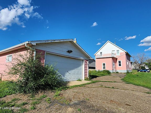 102 Iowa Ave, Mott, ND 58646 | MLS #23-916 | Zillow