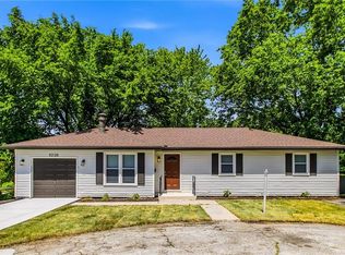 5220 Lakewood St, Kansas City, KS 66106
