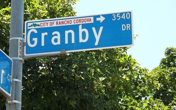 4th image of 3592 Granby Dr