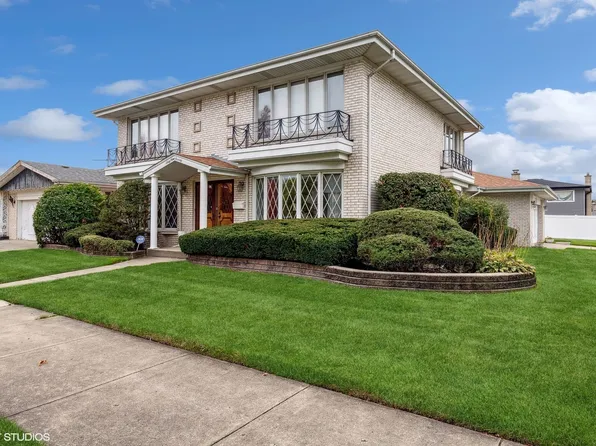 6970 N Chicora Ave, Chicago, IL 60646