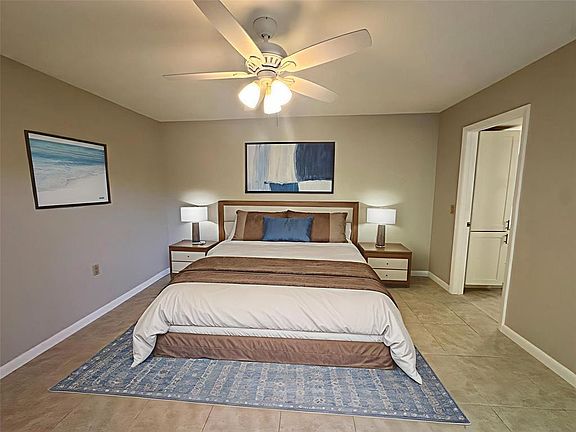 5th image of 2903 SW 22nd Cir #43B