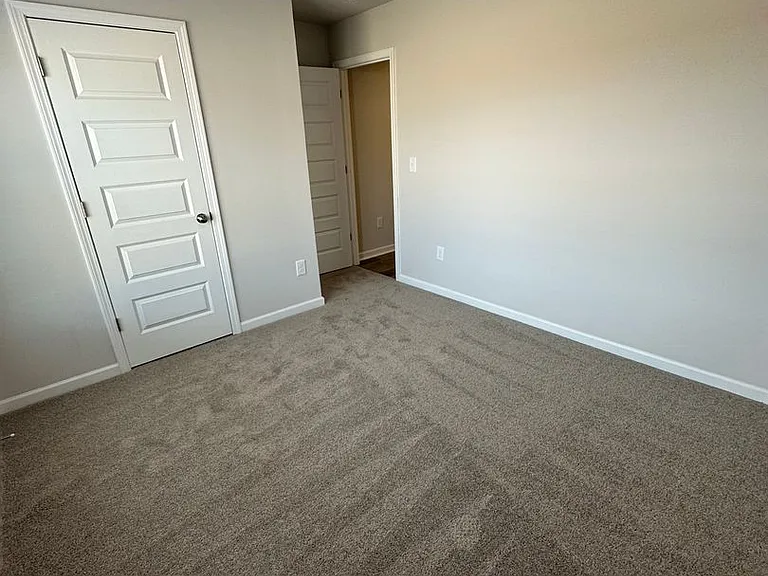 1060 Brookhaven Ln — Photo 21