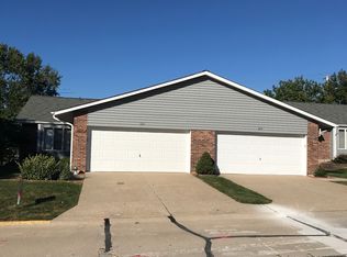 1621 Rosewall Dr, Saint Charles, MO 63303