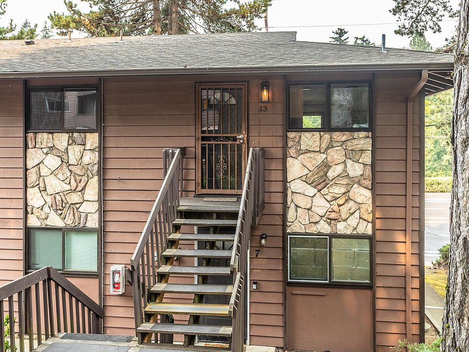 1st image of 5005 SW Mitchell St #13
