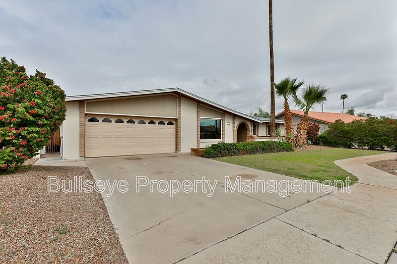1st image of 2334 W Calle Iglesia Ave