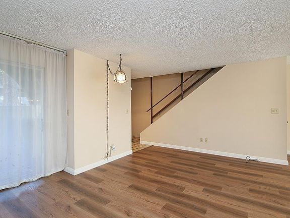 3rd image of 2450 E Mountain St