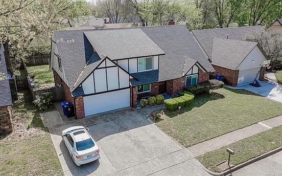2nd image of 7413 S Hickory Ave