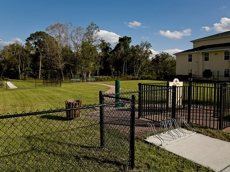 Savannah Springs Apartments — Photo 14