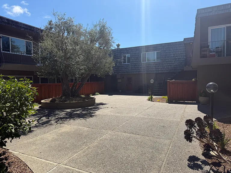 1240 Luther Way #3 — Photo 7