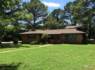 810 N Lydia St, Stephenville, TX 76401