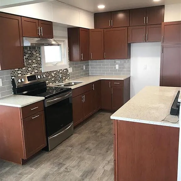 381 E Shore Dr — Photo 7