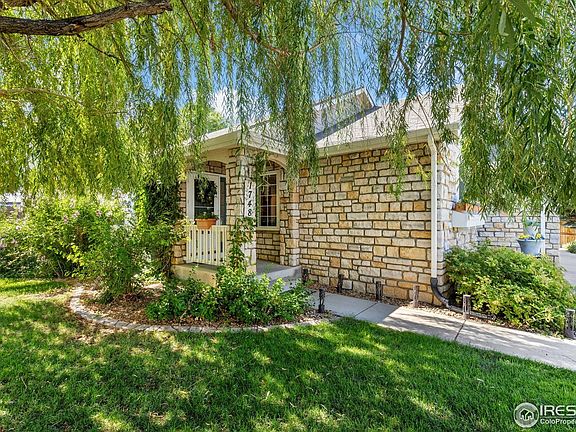 2nd image of 1748 Emma Ln