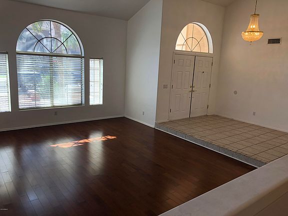 3rd image of 25277 N 74th Ave